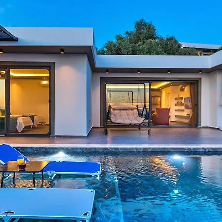2 Bedroom Luxury In Uzumlu Villa *