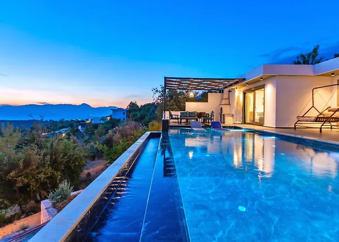 2 Bedroom Luxury In Uzumlu *