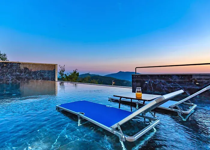 ヴィラ 2 Bedroom Luxury In Uzumlu