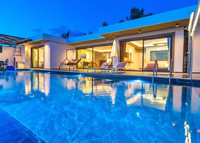 2 Bedroom Luxury In Uzumlu カルカン