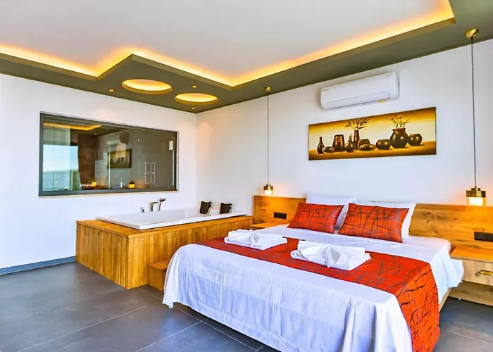 2 Bedroom Luxury In Uzumlu ヴィラ