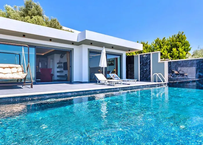 2 Bedroom Luxury In Uzumlu カルカン