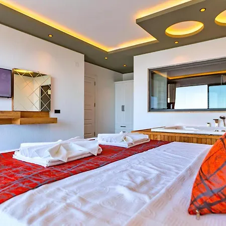 2 Bedroom Luxury In Uzumlu * 칼칸