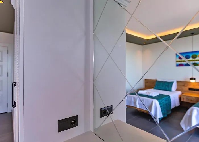 2 Bedroom Luxury In Uzumlu Βίλα