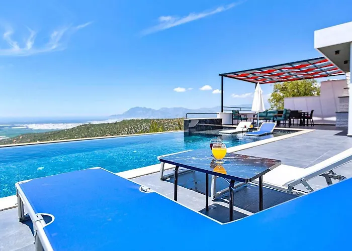 2 Bedroom Luxury In Uzumlu Βίλα