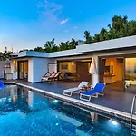 2 Bedroom Luxury In Uzumlu * カルカン
