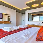 2 Bedroom Luxury In Uzumlu * カルカン