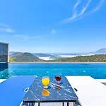 ヴィラ 2 Bedroom Luxury In Uzumlu *