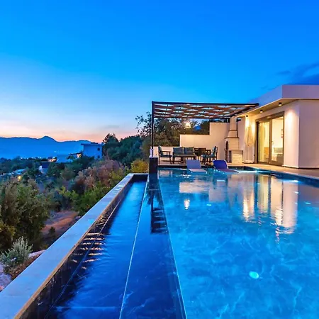 2 Bedroom Luxury In Uzumlu *